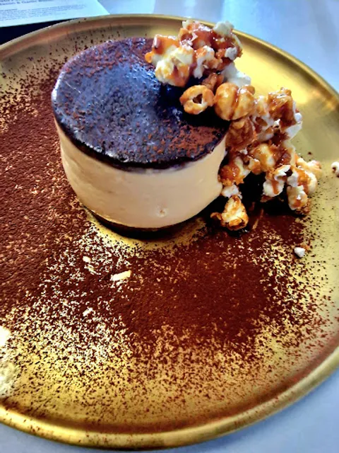 Six One Six Restaurant & Bar