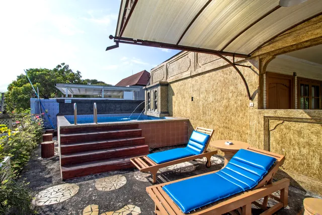 RedDoorz @ Cemara Beach Sunrise