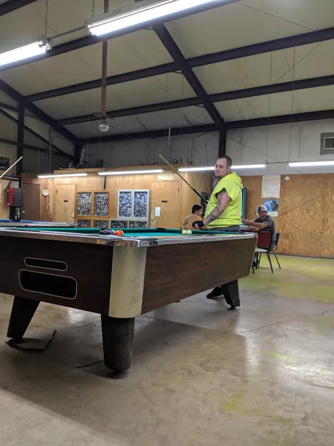 Moe's Eagle Nest Pool Hall