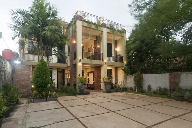 RedDoorz Syariah Plus near Trans Studio Cibubur