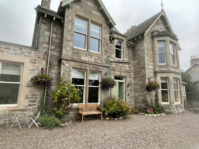 Willows Bed & Breakfast