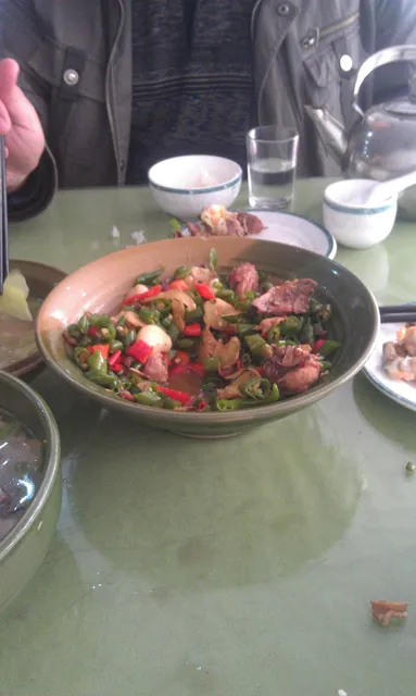 Hunan Flavor Local Restaurant