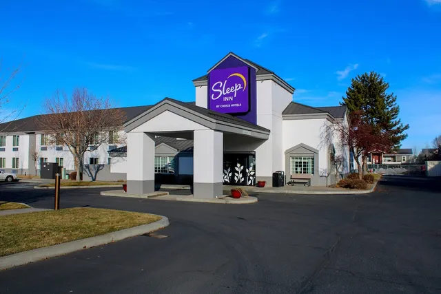 Sleep Inn Bend Crossroads Plaza