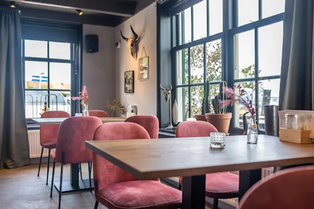 Raadhuis eten en drinken