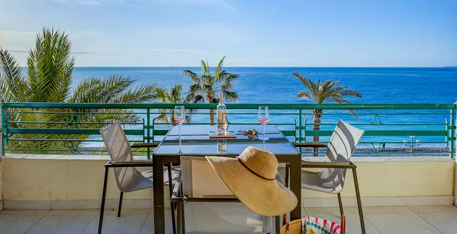 STAY YNA French Riviera