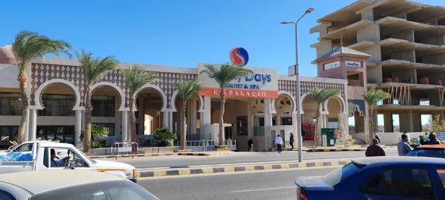 Segafredo Hurghada Airport