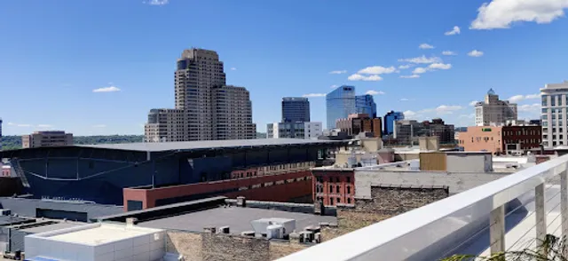 Mertens Rooftop at Mertens Prime