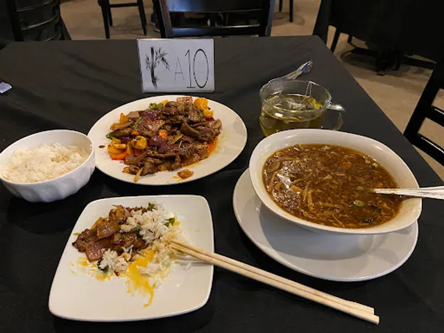 Dumpling & Seafood Restaurant ( 原味中国菜餐厅)