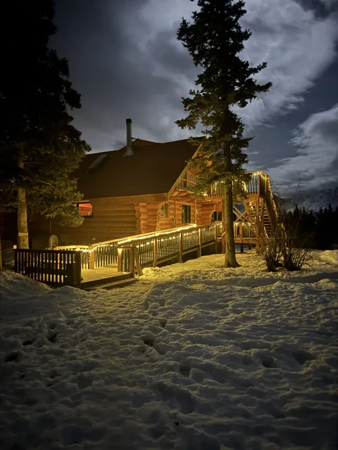 Mount Logan Ecolodge