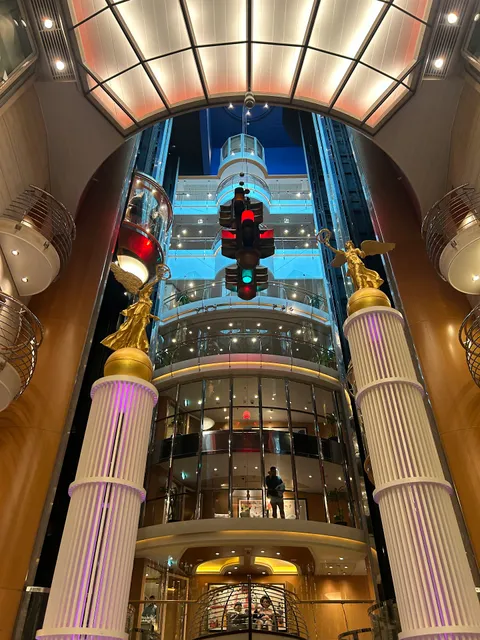 Royal Carribbean symphony of the Seas. 🥳🛳️🚢