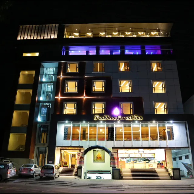 PRABHAA GRAND INN