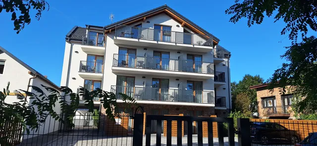 NAD UJŚCIEM Apartamenty i pokoje ŁEBA
