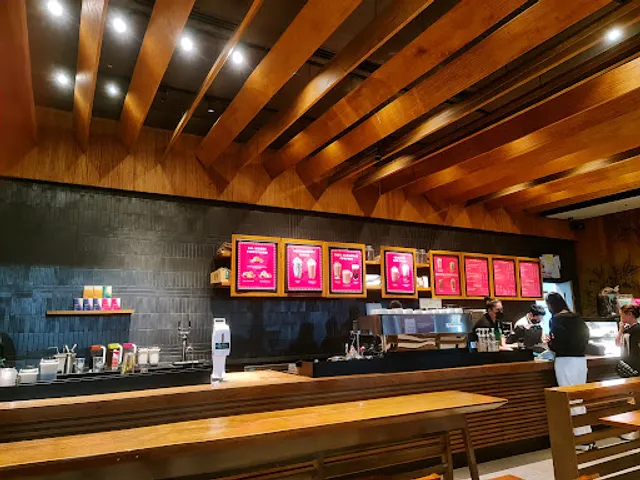 Starbucks Newport Mall, Newport World Resorts