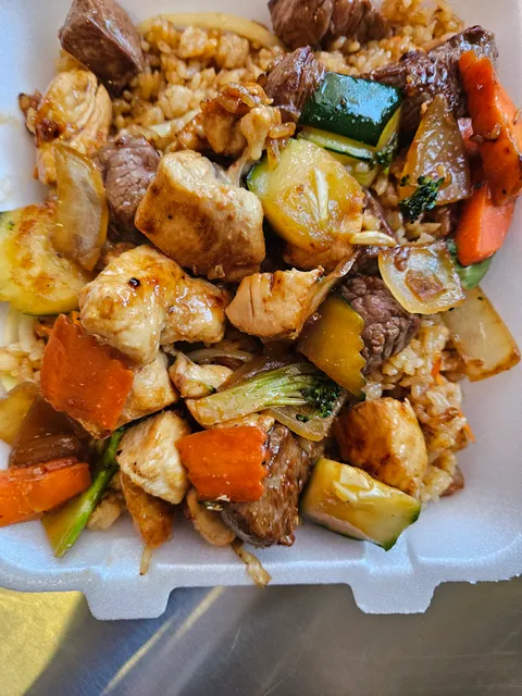 Gira Gira Sushi & Hibachi