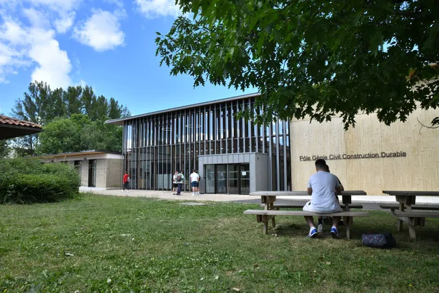 Université de Technologie Tarbes Occitanie Pyrénées - UTTOP