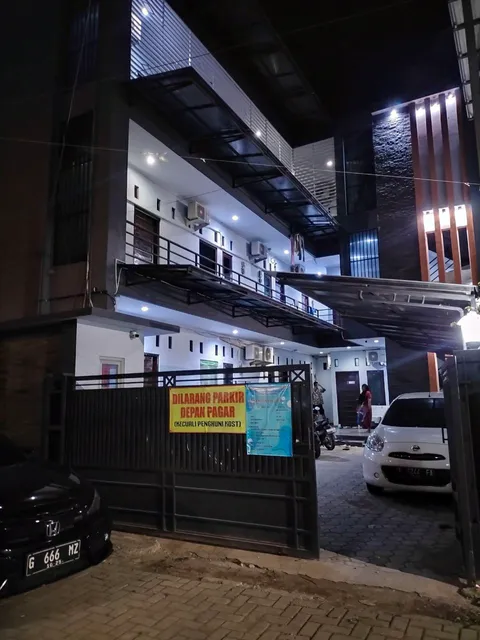 Kost Exclusive Cemara 3 Tegal