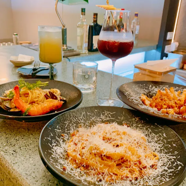 82年餐酒館【竹北網友推薦餐酒】姊妹聚會餐廳｜人氣餐酒館｜約會首選｜人氣早午餐