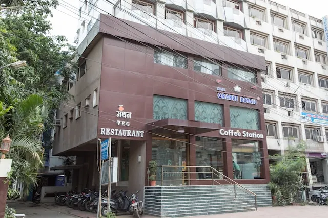 OYO 3883 Hotel Grande Royale