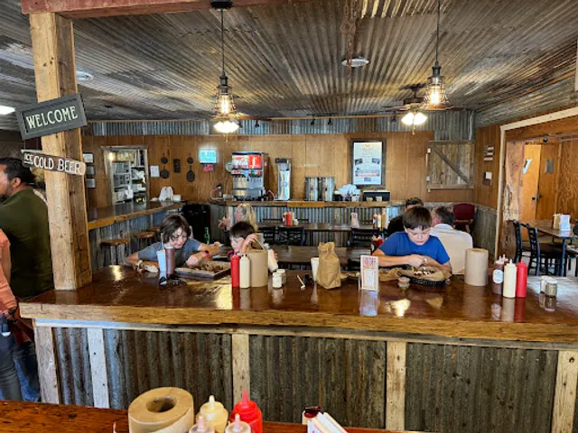 Rabel’s Roadhaus BBQ