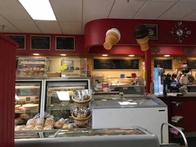 Emma's Market & Deli