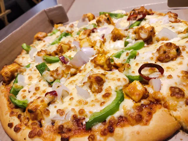 La Pinoz Pizza Raiya Road, Rajkot