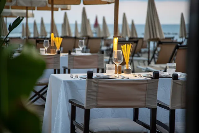 Oasi Beach Restaurant