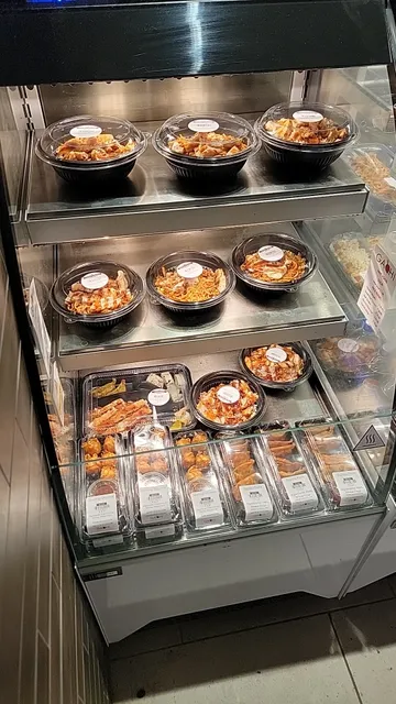 Gachi Sushi & Noodles