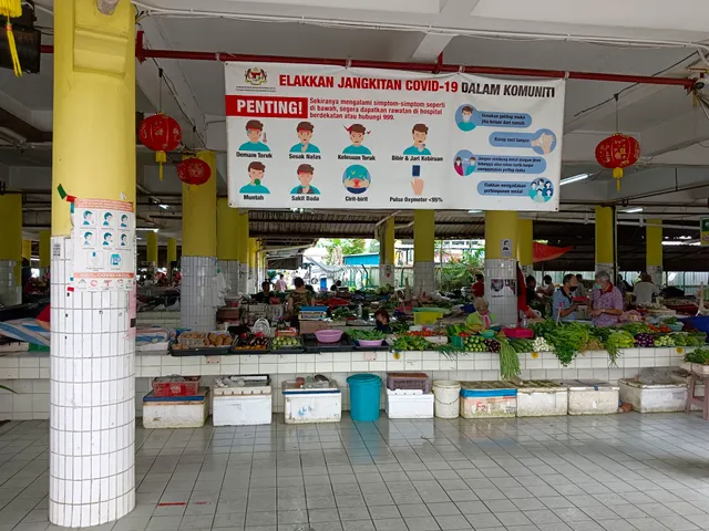 Seven Mile Wet Market