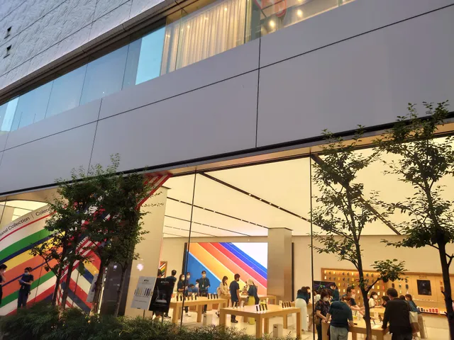 Apple Shinjuku