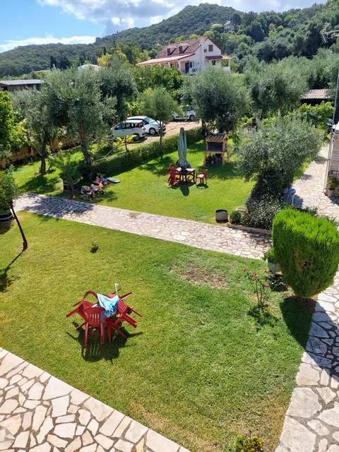 Olga’s Garden Apartments