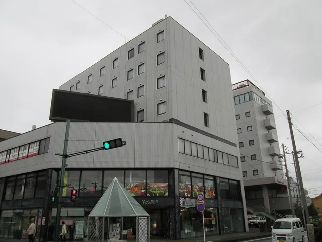 Hotel Yes Nagahama Ekimaekan