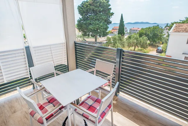 Apartment Tomislav Pakostane