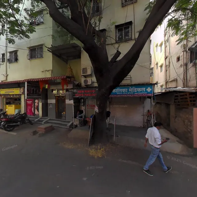 Stay Vista at Station Road Pune