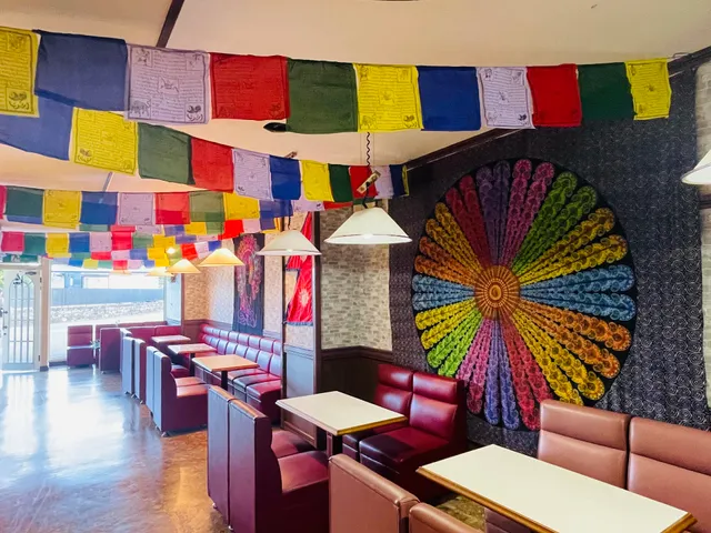 カレー店CROWN NEPAL クラウンネパール