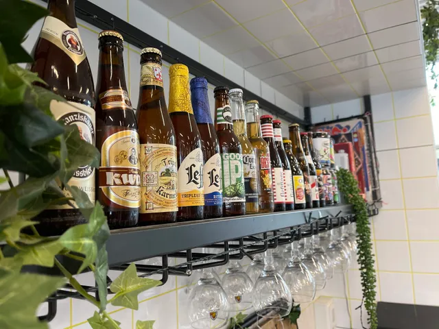 Science Café HideOut