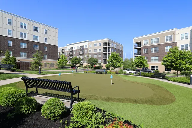 SAVOY AT THE STREETS OF WEST CHESTER APARTMENTS