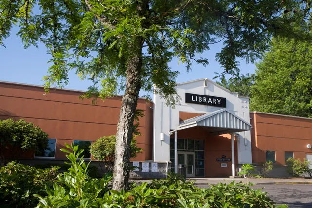 Multnomah County Library - Gresham