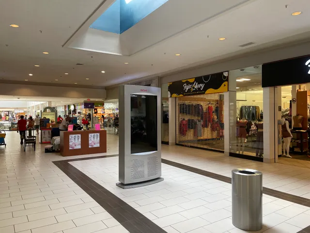 Almeda Mall