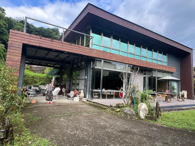 小鳥敲門度假屋