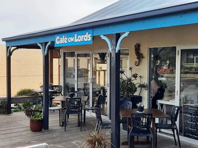 Cafe on Lords