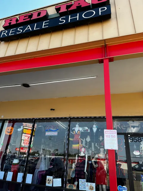 Red Tag Boutique Shop