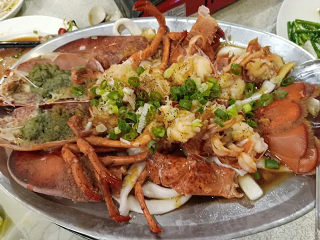 Live crabs grilled seafood