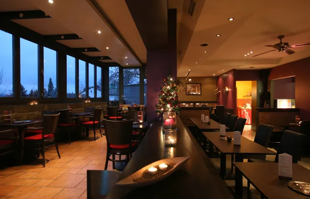 Morizz Café Bar Restaurant