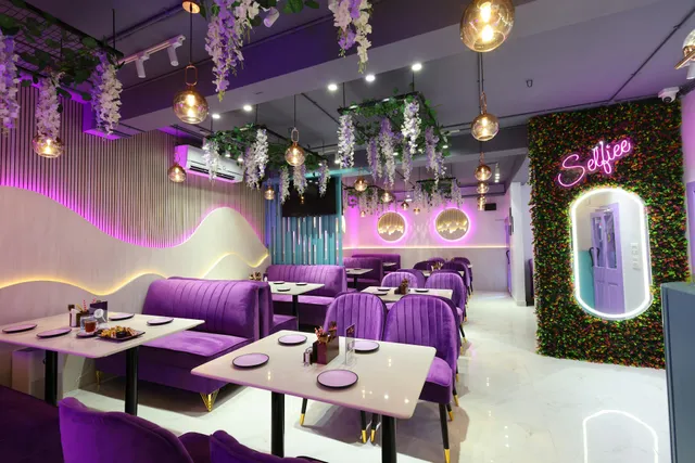 The Purple Blend Cafe