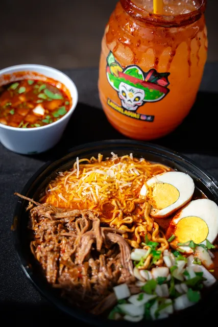 Las Chelaguas y Birrieria