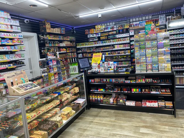City smoke and lottery (Best smoke shop in lancaster)