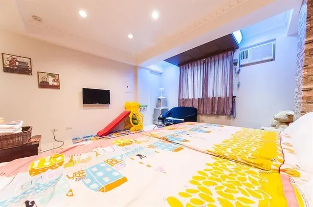 樂哈哈羅東夜市溜滑梯親子民宿