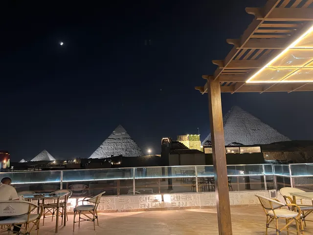 LE Grand Pyramids View & Suites