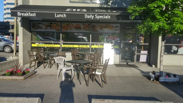 Brown Bag Bistro & Catering