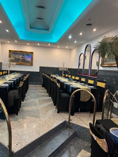 La Palma Ristorante Pizzeria Forno a Legna & Sri Lankan Restaurant (Pizza Delivery)